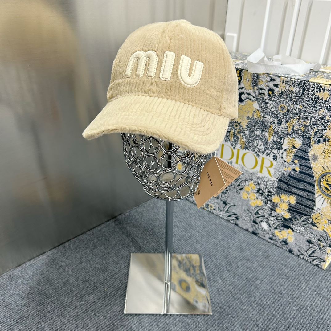 Miu Miu Caps